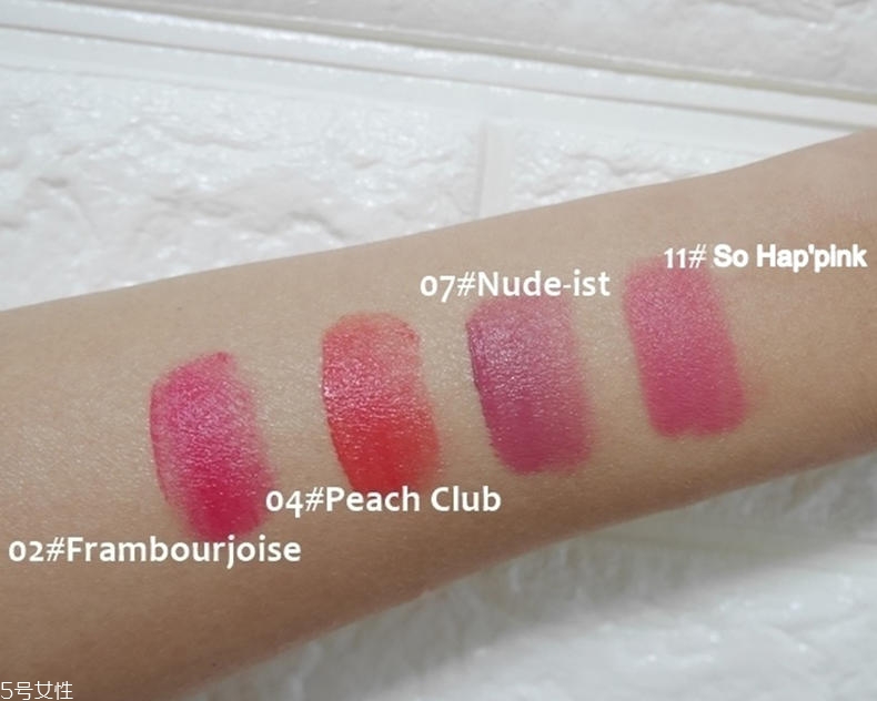 妙巴黎天鵝絨唇釉哪個(gè)色好看 4款日常色號(hào)對(duì)比試色 妙巴黎天鵝絨唇釉哪個(gè)色好看 4款日常色號(hào)對(duì)比試色