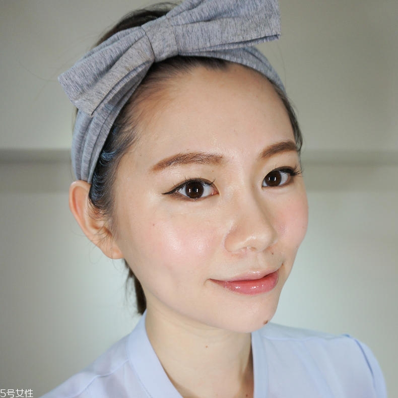日常裸妝怎么畫(huà) 簡(jiǎn)單快速裸妝步驟2018