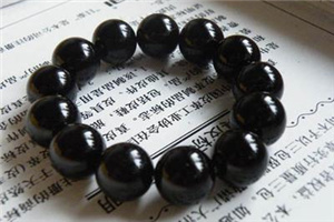 黑瑪瑙手串多少錢？黑瑪瑙手鏈市場價格