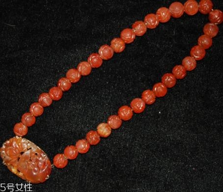 瑪瑙項鏈一般多少錢？瑪瑙項鏈?zhǔn)袌鰞r位