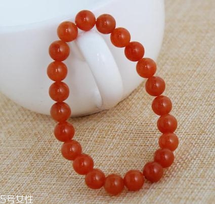 瑪瑙可以和銀一起戴嗎？瑪瑙和銀戴在一起的影響