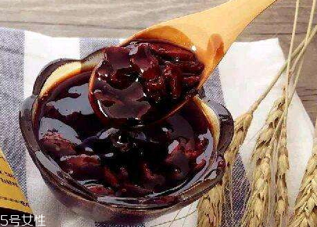 檸檬膏可以用開(kāi)水泡嗎 檸檬膏要用熱水還是冷水沖 檸檬膏可以用開(kāi)水泡嗎 檸檬膏要用熱水還是冷水沖