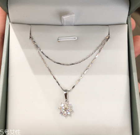 項(xiàng)鏈褪色怎么辦？項(xiàng)鏈退色處理方法