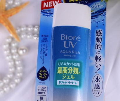 防曬啫喱是什么？防曬啫喱和防曬乳液的區(qū)別