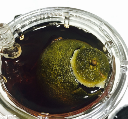 小青柑能隔夜喝嗎？隔夜的小青柑還能喝嗎？