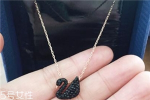 項(xiàng)鏈?zhǔn)裁床馁|(zhì)好？項(xiàng)鏈選哪種材質(zhì)好