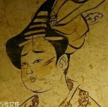 蝴蝶唇妝怎么畫 唐朝蝴蝶唇妝教程 蝴蝶唇妝怎么畫 唐朝蝴蝶唇妝教程