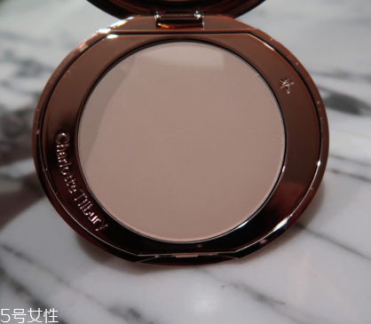charlotte tilbury極細(xì)無暇粉餅怎么樣 ct無瑕蜜粉餅 charlotte tilbury極細(xì)無暇粉餅怎么樣 ct無瑕蜜粉餅