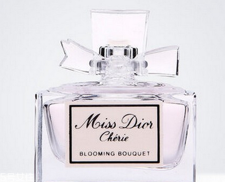 迪奧香水哪款最受歡迎 迪奧香水價格一覽表 迪奧香水哪款最受歡迎 迪奧香水價格一覽表