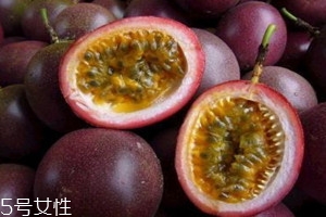 熱情果是百香果嗎 熱情果的功效與作用 熱情果是百香果嗎 熱情果的功效與作用