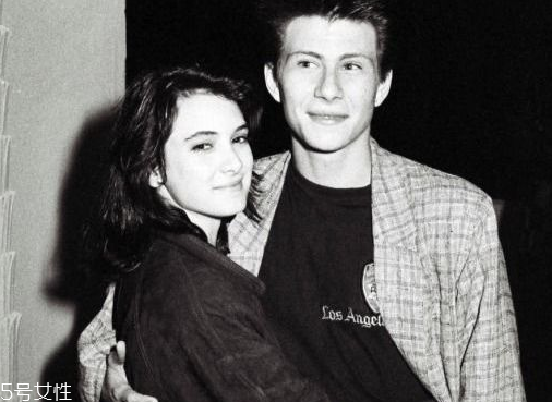 12星座2018年5月運勢大解析 單身水瓶會陷入熱戀 12星座2018年5月運勢大解析 單身水瓶會陷入熱戀