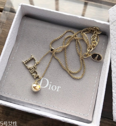 項鏈發(fā)黑怎么清洗？項鏈發(fā)黑清洗方法