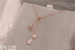 項鏈發(fā)黑怎么清洗？項鏈發(fā)黑清洗方法