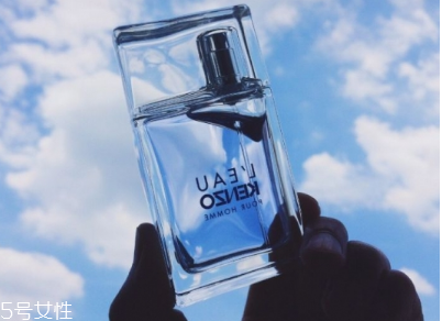 男生用什么香水比較好 男士香水選購小技巧 男生用什么香水比較好 男士香水選購小技巧