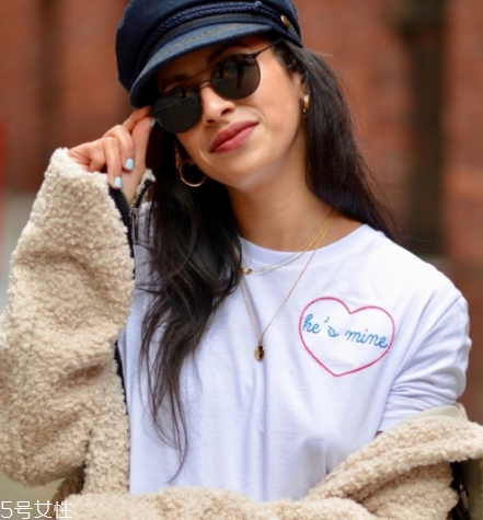 項鏈買了可以退嗎？項鏈買回來后還能退嗎