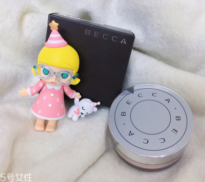 becca水散粉怎么用 becca水散粉正確使用方法 becca水散粉怎么用 becca水散粉正確使用方法