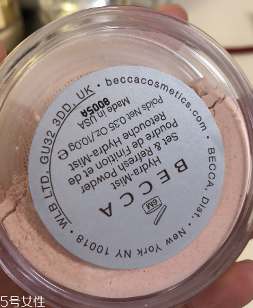 becca水散粉怎么用 becca水散粉正確使用方法 becca水散粉怎么用 becca水散粉正確使用方法
