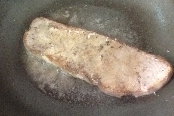 蒜香牛排的做法 大蒜牛排怎么做 蒜香牛排的做法 大蒜牛排怎么做