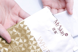 蠶絲面膜敷完要洗臉嗎？蠶絲面膜敷完用清水還是洗面奶洗