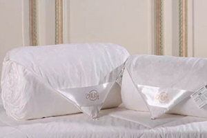 天絲和蠶絲有什么區(qū)別？天絲和蠶絲哪個(gè)好