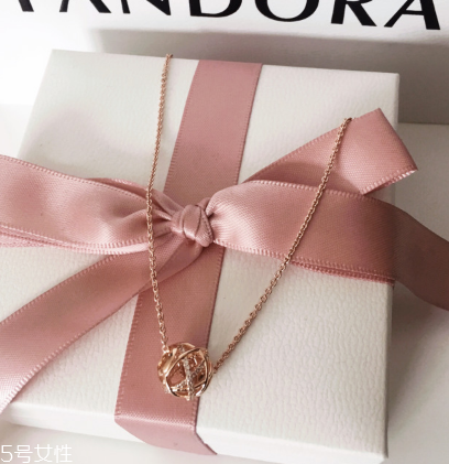 潘多拉玫瑰金鏤空銀河多少錢？潘多拉鏤空銀河項(xiàng)鏈價(jià)格