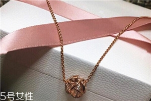 潘多拉玫瑰金鏤空銀河多少錢？潘多拉鏤空銀河項(xiàng)鏈價(jià)格