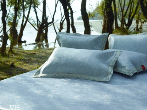 冰絲和莫代爾哪個(gè)好？冰絲和莫代爾區(qū)別