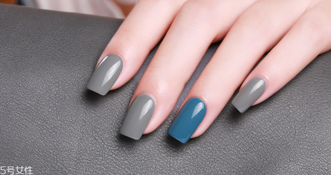 霧霾藍指甲圖片 霧霾藍美甲樣式大全 霧霾藍指甲圖片 霧霾藍美甲樣式大全