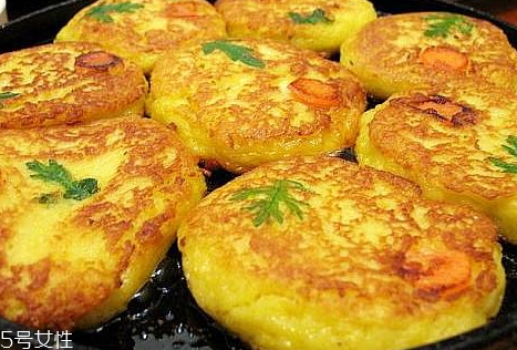 土豆餅熱量高嗎 吃土豆餅會(huì)胖嗎 土豆餅熱量高嗎 吃土豆餅會(huì)胖嗎