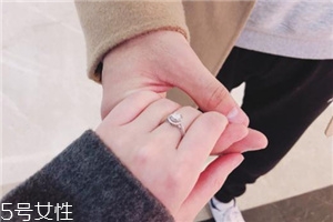 戒指有劃痕怎么辦？戒指上有劃痕怎么修復