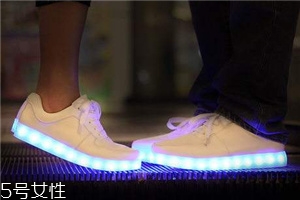 simulation發(fā)光鞋在哪買？simulation發(fā)光鞋正品購(gòu)買方式