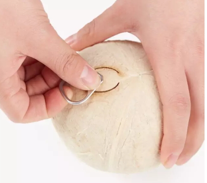 帶拉環(huán)的椰子怎么打開？拉環(huán)斷了椰子怎么打開