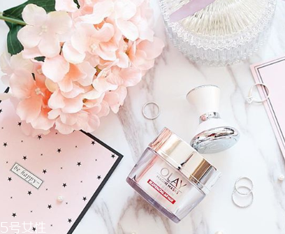 olay微磁導入緊致面膜要敷多久？要15分鐘這么長嗎？