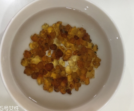 桃膠能和雞蛋一起吃嗎？桃膠配雞蛋可以嗎？