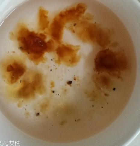 桃膠能和紅糖一起煮嗎？桃膠煮紅糖好嗎？