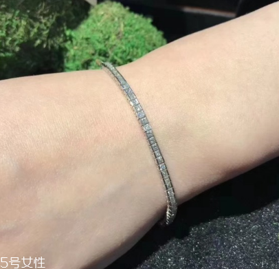 手鏈一般多少顆珠子？手鏈一般是幾個珠子？