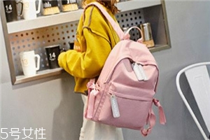 女生背什么包更甜美？適合甜美型女生的包包