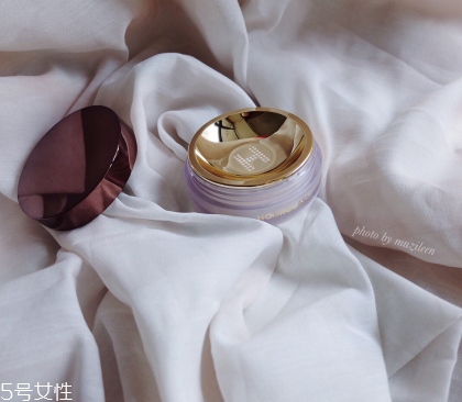 hourglass新款散粉多少錢(qián) hourglass新款散粉使用測(cè)評(píng)