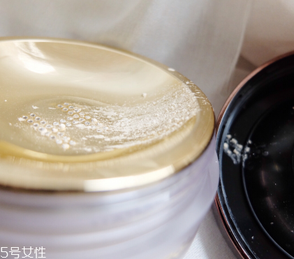 hourglass新款散粉多少錢(qián) hourglass新款散粉使用測(cè)評(píng)