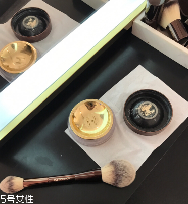 hourglass新款散粉多少錢(qián) hourglass新款散粉使用測(cè)評(píng)