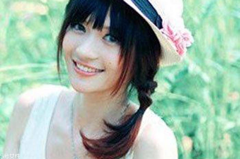 夏日懶人發(fā)型推薦 5款夏日簡單扎發(fā)造型 夏日懶人發(fā)型推薦 5款夏日簡單扎發(fā)造型