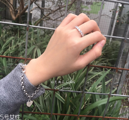 手鏈發(fā)黑如何清洗？手鏈變黑了怎么辦