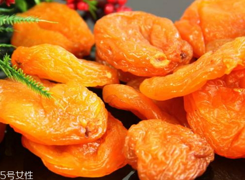 杏脯熱量高嗎 吃杏脯會(huì)胖嗎 杏脯熱量高嗎 吃杏脯會(huì)胖嗎