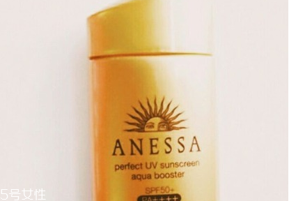 安耐曬和隔離哪個(gè)先用 涂安耐曬前要涂隔離嗎 安耐曬和隔離哪個(gè)先用 涂安耐曬前要涂隔離嗎