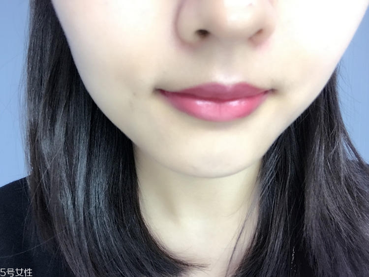 mac brick o la口紅日常嗎？mac brick o la上嘴圖