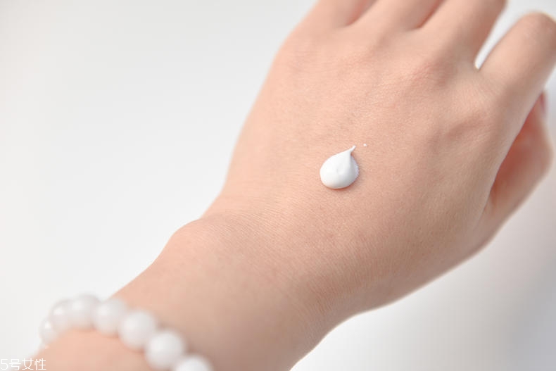 eltamd防曬霜過敏嗎 eltamd防曬霜評(píng)測(cè)