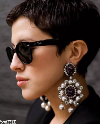 耳環(huán)可以用碘伏消毒嗎？耳環(huán)消毒能用碘伏嗎