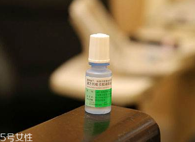 眼藥水滴眼睛有點(diǎn)刺痛 眼藥水滴了刺痛正常嗎？