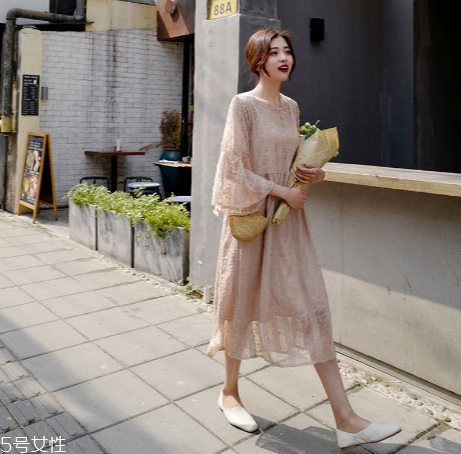 閨蜜聚會穿什么裙子好看？閨蜜聚會穿搭法則