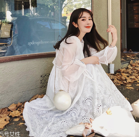 閨蜜聚會穿什么裙子好看？閨蜜聚會穿搭法則